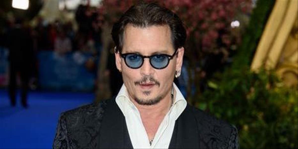VIDEO Herec Johnny Depp stvárni v spin-offe H. Pottera Gellerta Grindelwalda