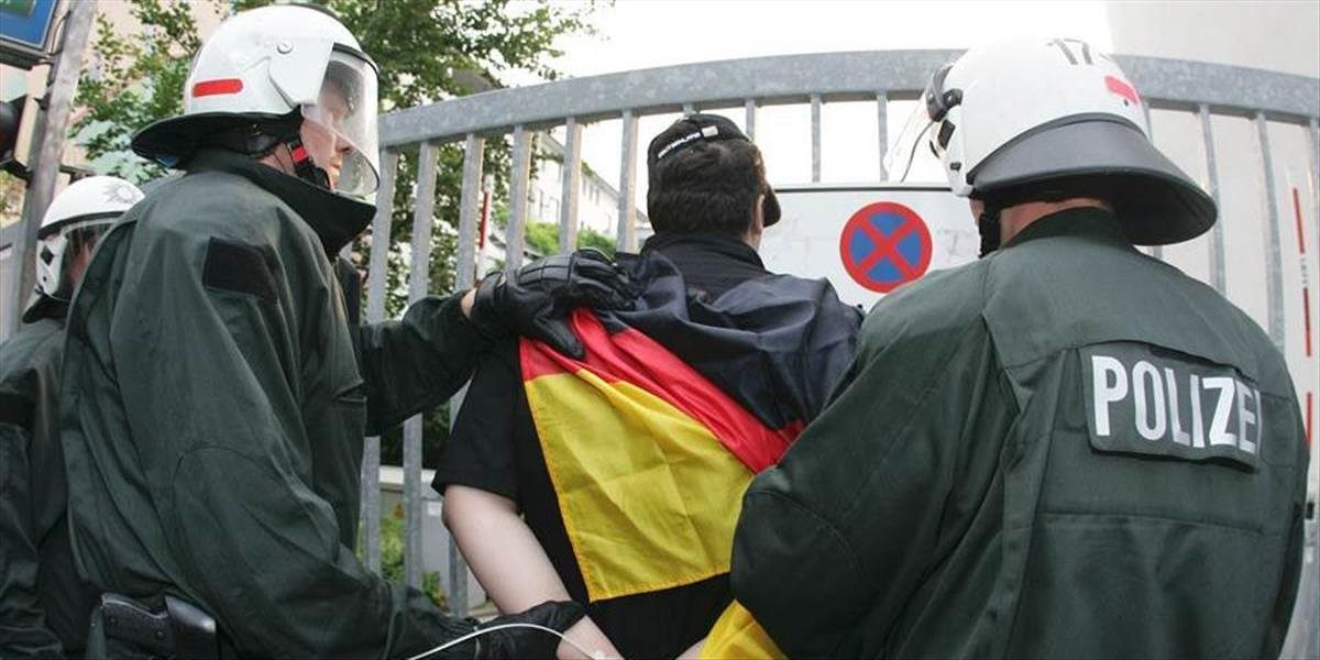 V nemeckom Wuppertale sa začal proces s príslušníkmi samozvanej šaría polície