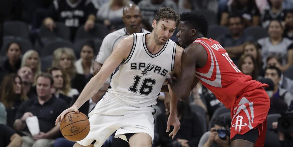NBA: Hardenovo triple-double a ďalšia prehra Spurs