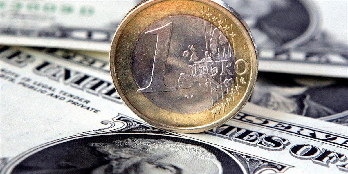Kurz eura mierne klesol na 1,0939 USD/EUR