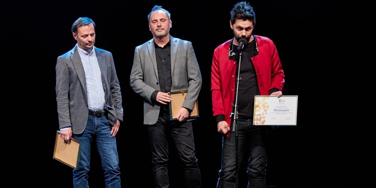 FOTO Ceny SOZA 2015: Najhranejšou skladbou roka je Neľutujem od Adama Ďuricu