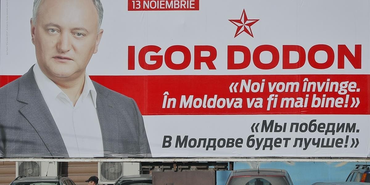 Občania Moldavska hlasujú dnes v druhom kole prezidentských volieb