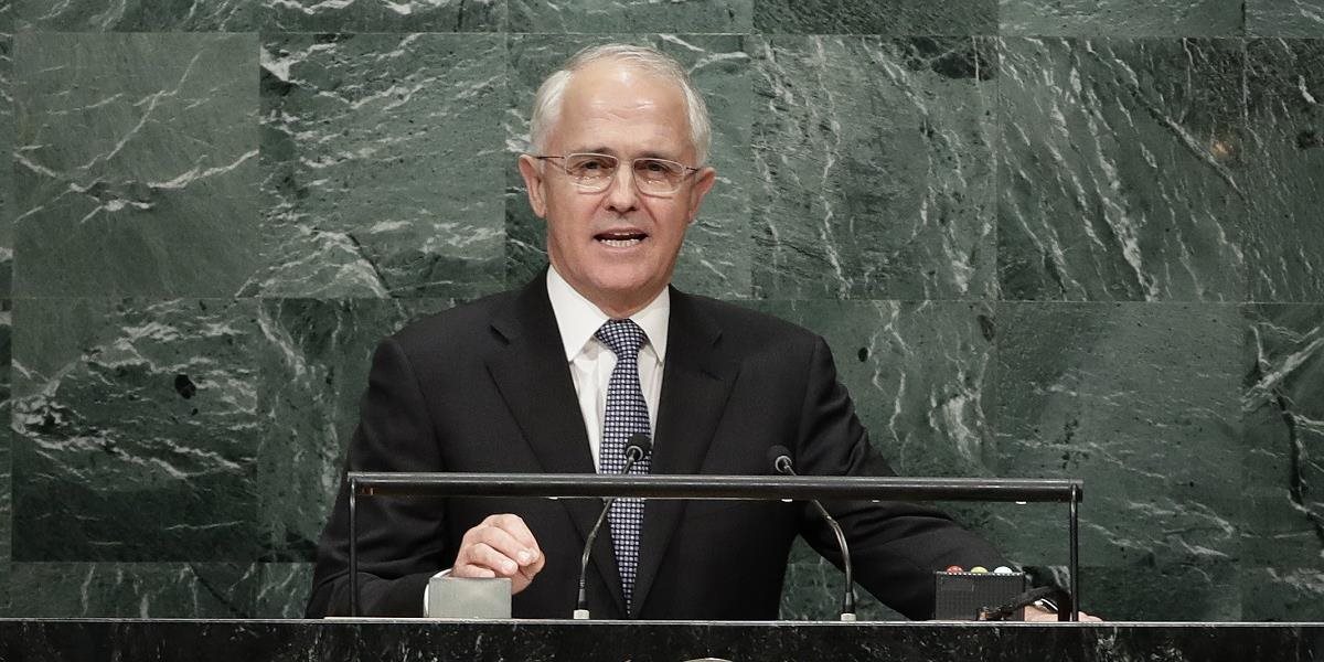 Austrália dosiahla s USA dohodu o ilegálnych migrantoch z centier Manus a Nauru