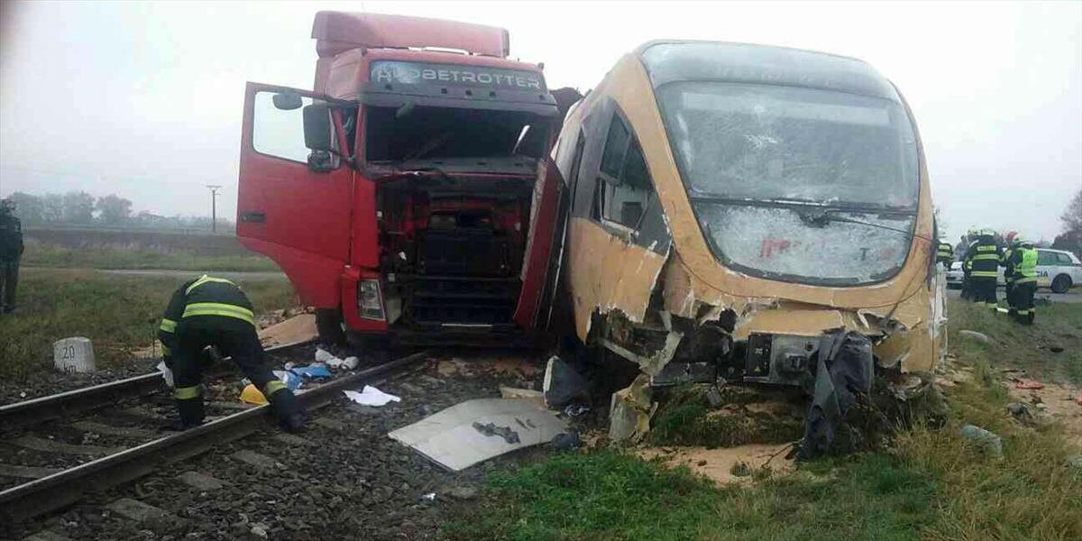 RegioJet má problém: Kvôli nehodám prišiel na trati Bratislava - Komárno o štvrtinu súprav