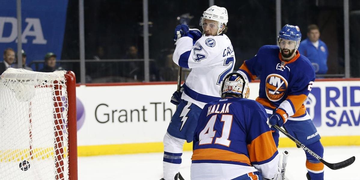 NHL: Vasilevskij shutoutom zatienil Haláka, Islanders prehrali