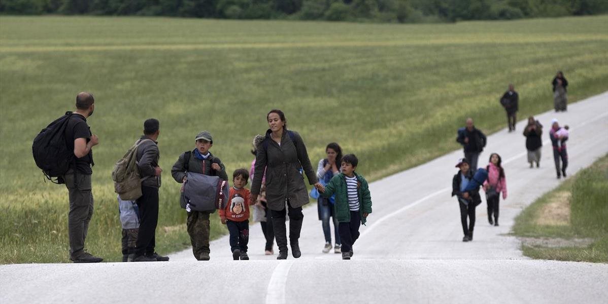Maďarský poradca: Neschopnosť chrániť hranice EÚ je pozvánkou pre migrantov