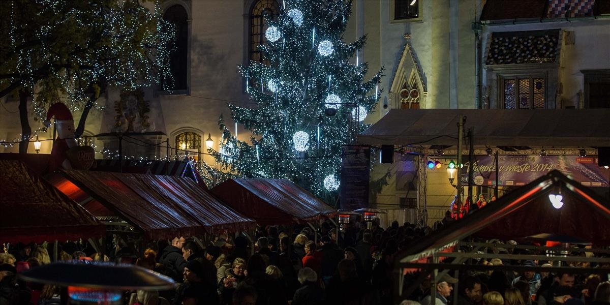 Predseda parlamentu Danko zakladá v Bratislave novú tradíciu: Vianočné trhy na Bratislavskom hrade