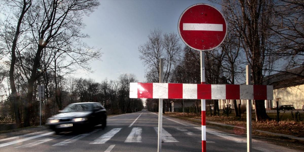Časovo neohraničené blokovanie priechodu Užhorod - Vyšné Nemecké naďalej trvá