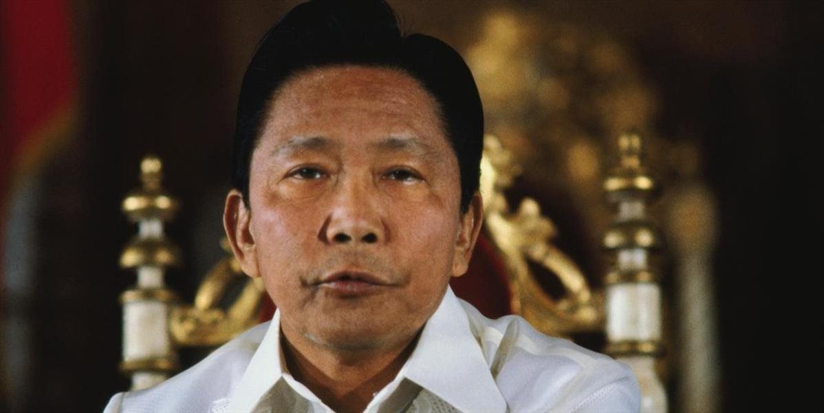 Bývalého filipínskeho diktátora Marcosa tajne pochovali na národnom cintoríne