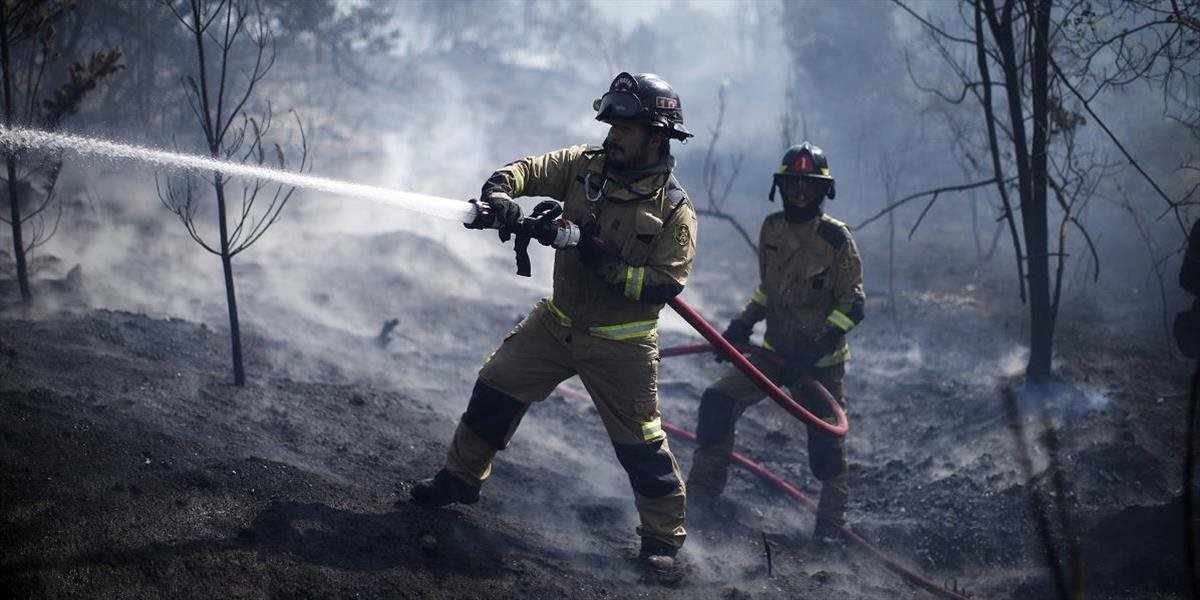 Čile bojuje s prírodnými požiarmi podporovanými horúčavami a vetrom
