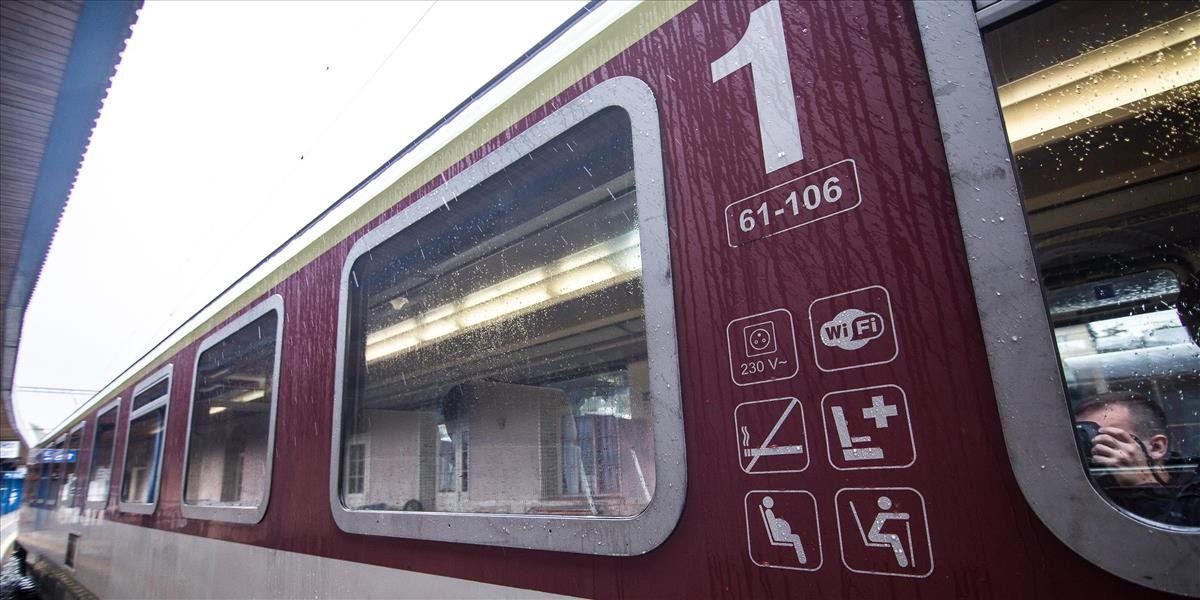 Petíciu za zastavovanie IC vlakov v Trenčíne podpísalo vyše 4000 ľudí