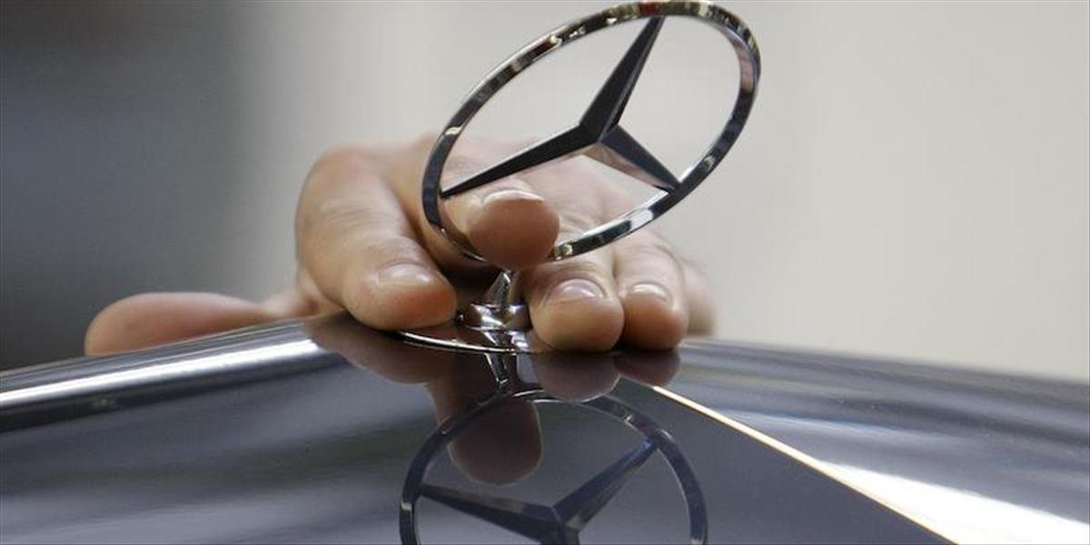 Odbory Daimleru varujú pred hystériou okolo rozvoja elektromobility