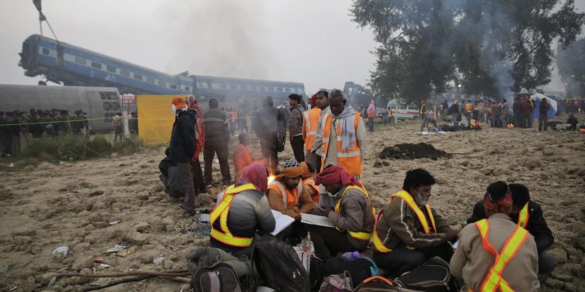 VIDEO Tragédia v Indii: Počet mŕtvych z vykoľajeného vlaku dosiahol 145