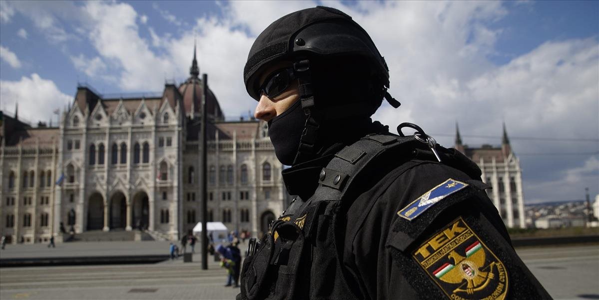 Podozrivému z bombového útoku v Budapešti predĺžili vyšetrovaciu väzbu