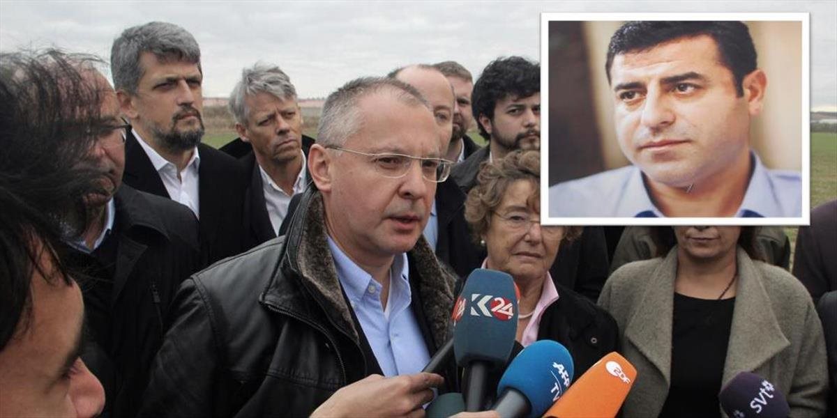 Turecko nepovolilo delegácii europoslancov kontakt s väzneným Demirtašom