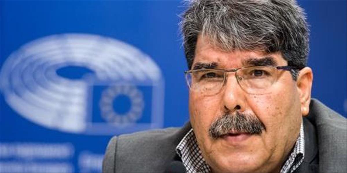Turecko vydalo zatykače na kurdských lídrov, vrátane vodcu sýrskych Kurdov