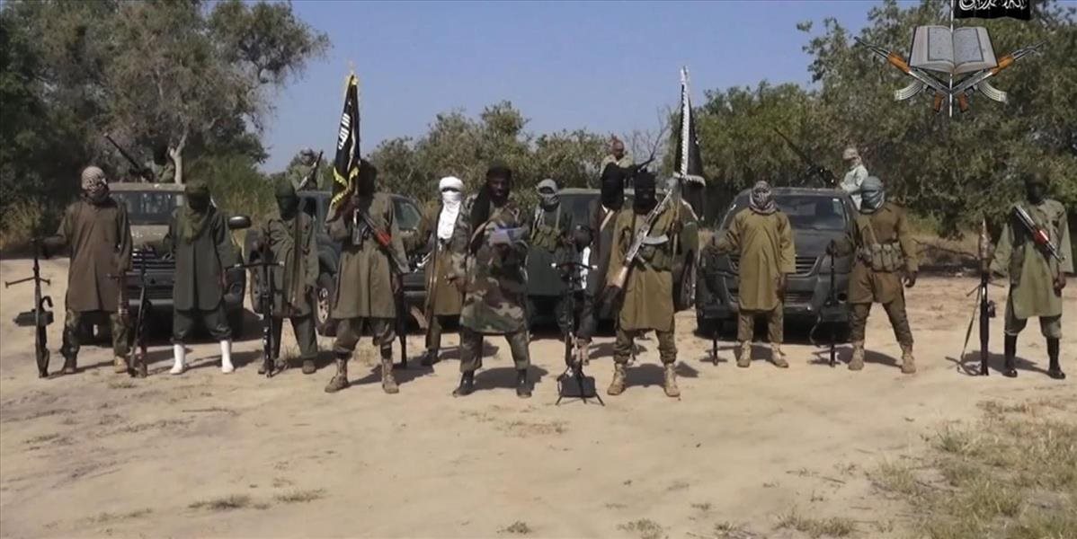 Islamisti z Boko Haram obkľúčili a vyplienili viacero dedín v oblasti mesta Chibok