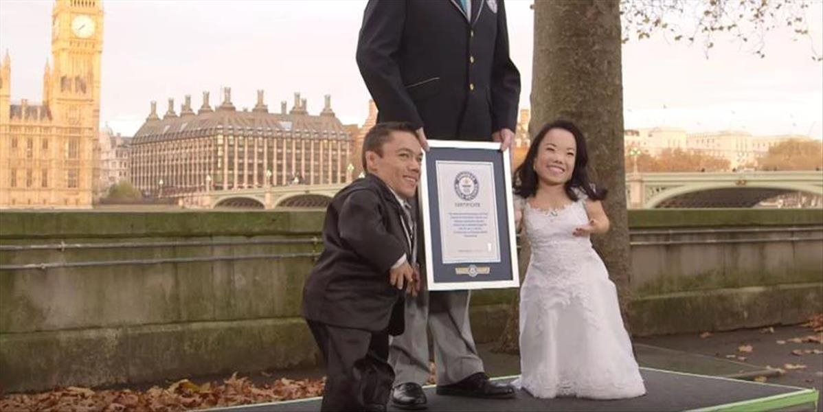 FOTO a VIDEO Do Guinnessovej knihy pribudol nový rekord: Toto je najmenší pár na svete