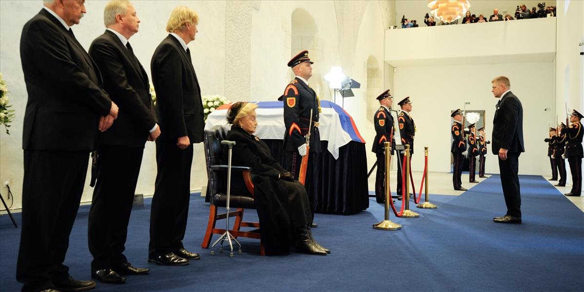 Vláda uvoľnila financie na pohreb exprezidenta Kováča