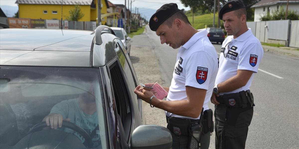 Polícia vykoná osobitnú kontrolu premávky v okresoch Banská Bystrica a Rimavská Sobota
