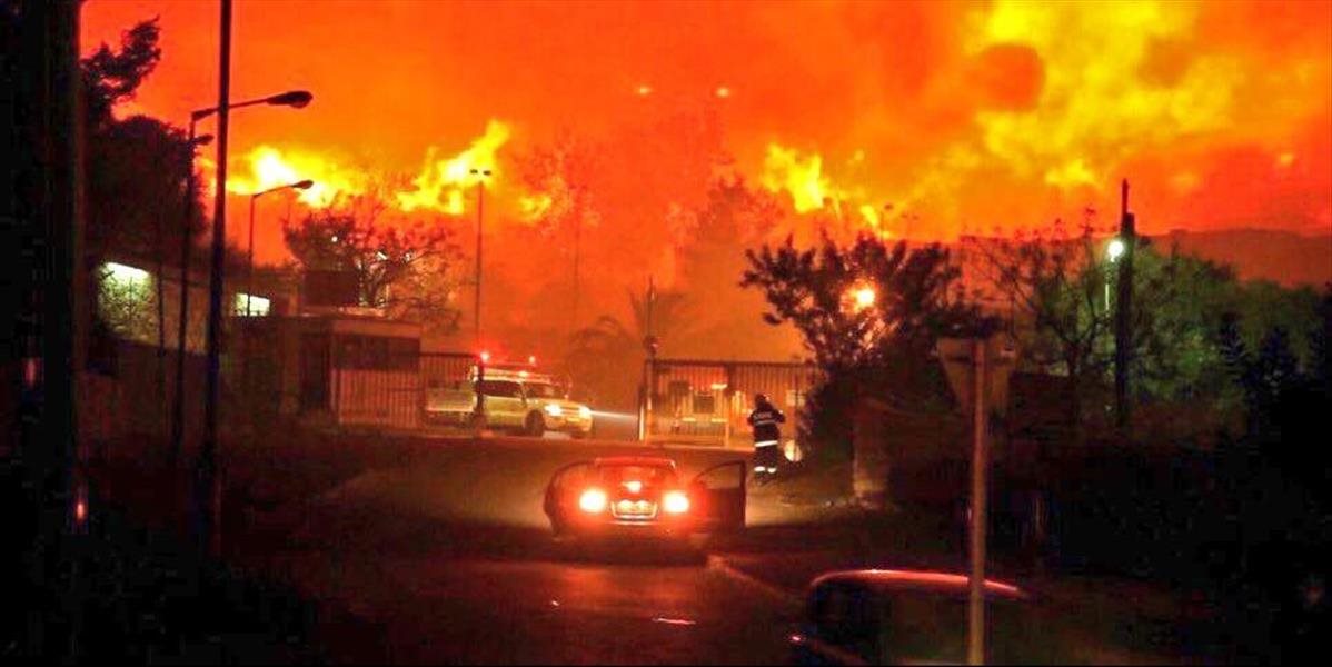VIDEO Izrael sužujú požiare, pomoc pri hasení mu prisľúbilo Grécko aj Chorvátsko