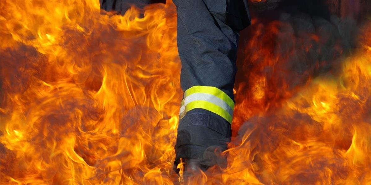 Pri požiari v Budapešti zomrel jeden človek, podpaľača zadržali
