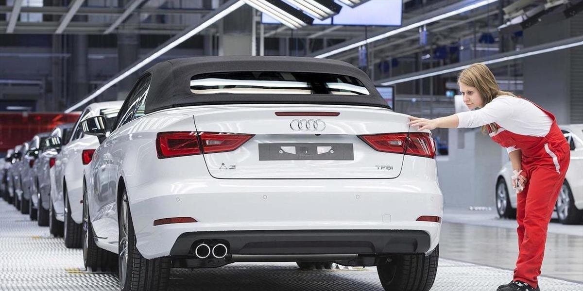 Audi plánuje revolúciu: Z jeho fabrík by mali zmiznúť klasické linky