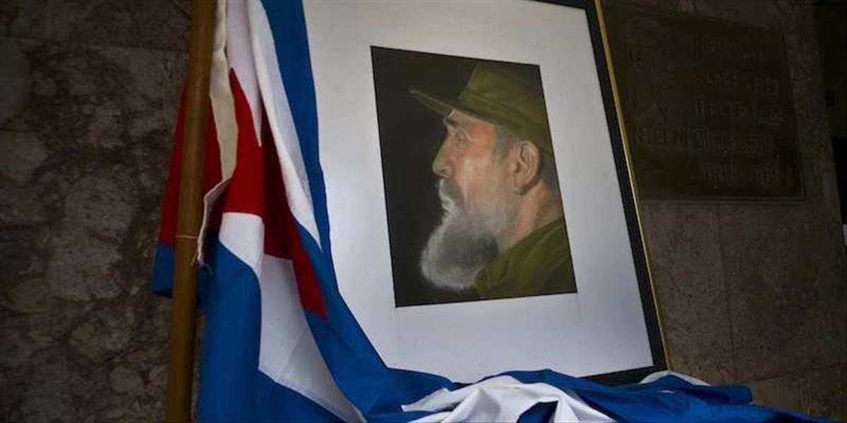 Na Kube sa začínajú rozlúčkové obrady s Fidelom Castrom