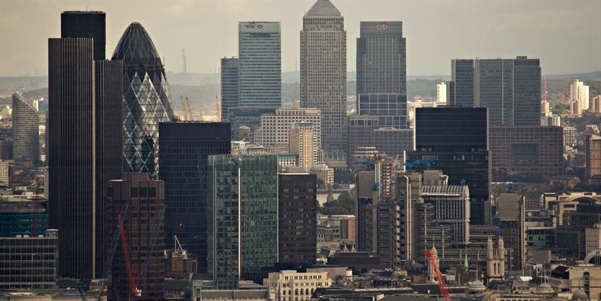 Londýn po brexite nemôže zostať finančným centrom pre eurozónu