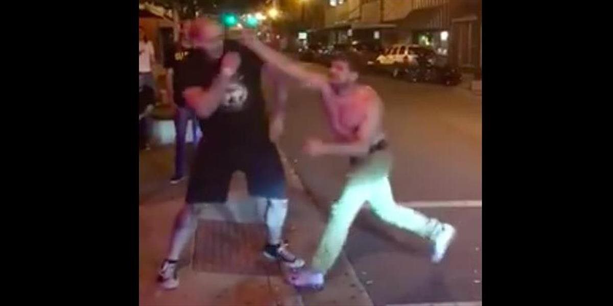 VIDEO Toto sa stane, keď si opitý muž bez trička začne s MMA zápasníkom