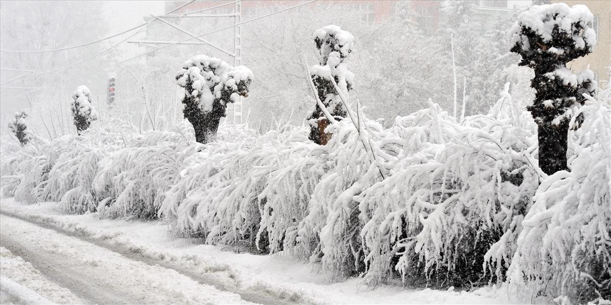Meteorológovia varujú pre intenzívnym snežením: Tu všade napadne až 50 cm snehu