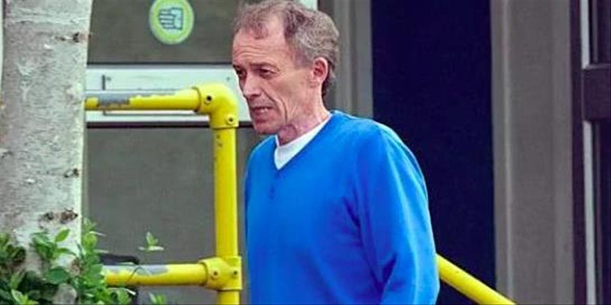 Anglický tréner Barry Bennell čelí obžalobe z pedofílie