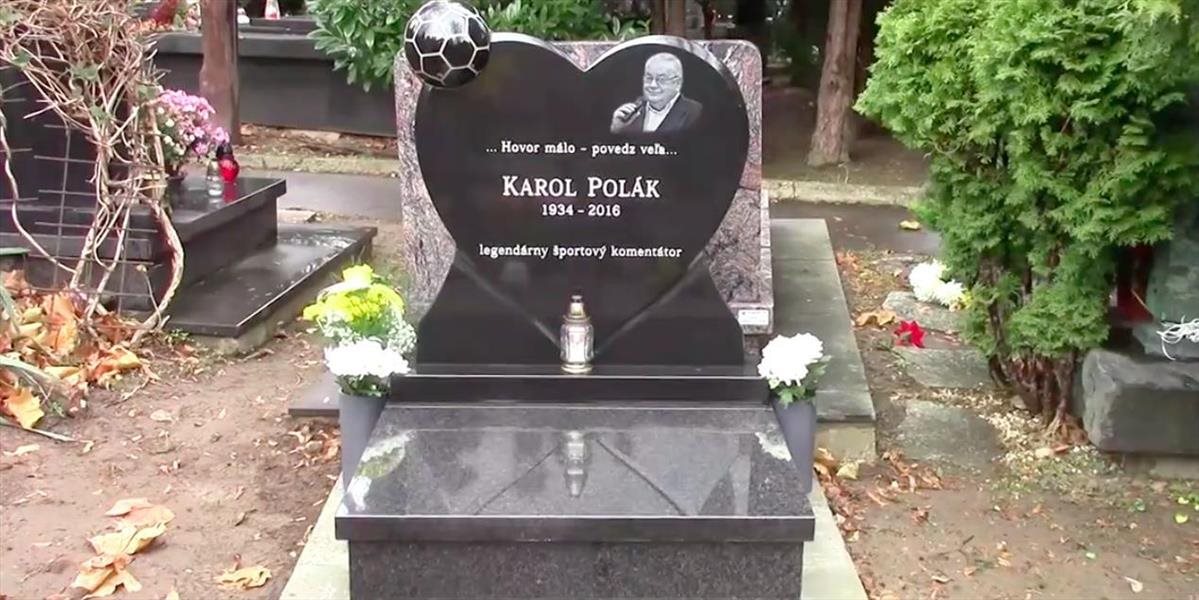 FOTO V Bratislave odhalili pomník legendárneho komentátora Karola Poláka