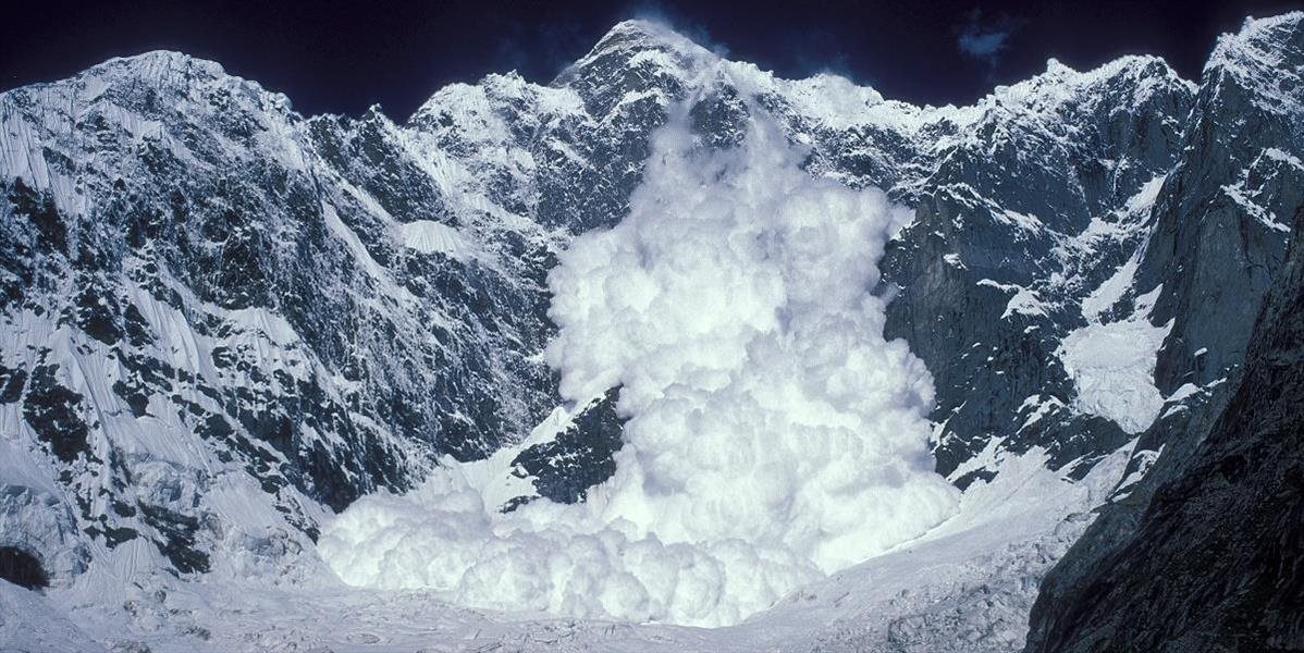 Vo Vysokých a Západných Tatrách trvá zvýšené lavínové nebezpečenstvo