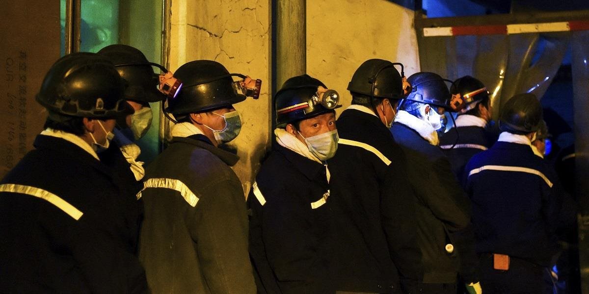 VIDEO Počet obetí výbuchu v čínskej bani stúpol na 32