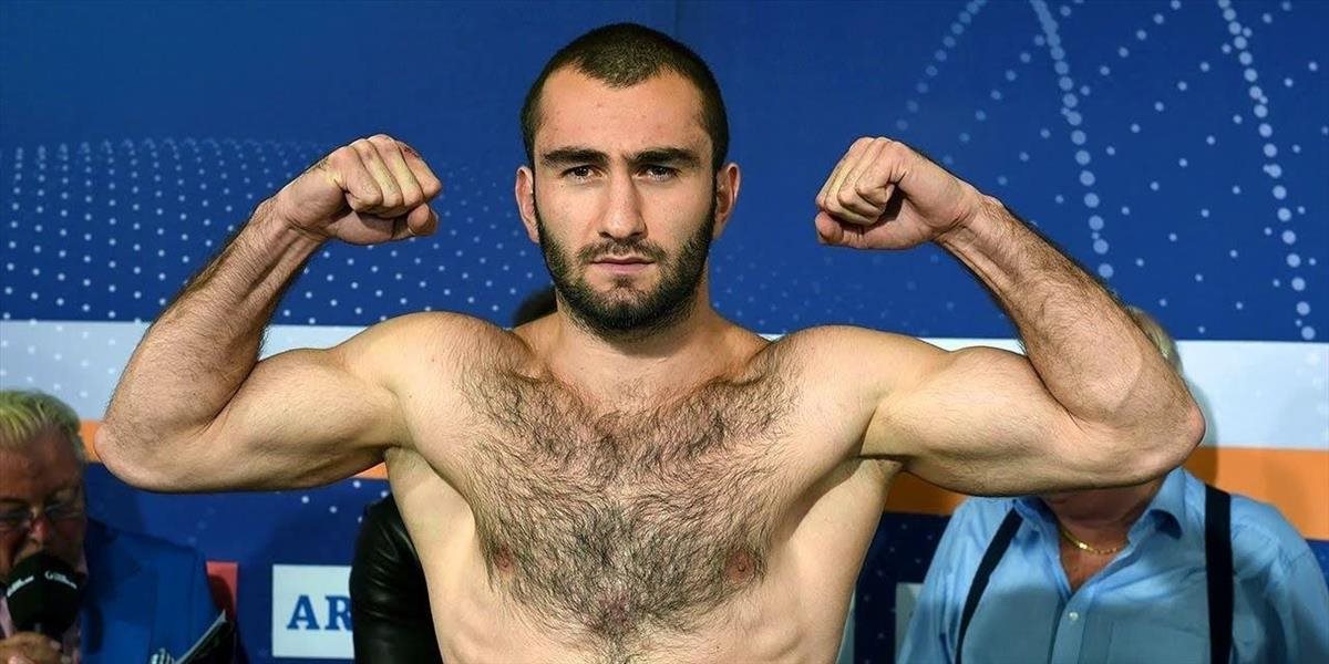 VIDEO Ruský boxer Murat Gassiev sa stal novým šampiónom IBF v ťažkej váhe