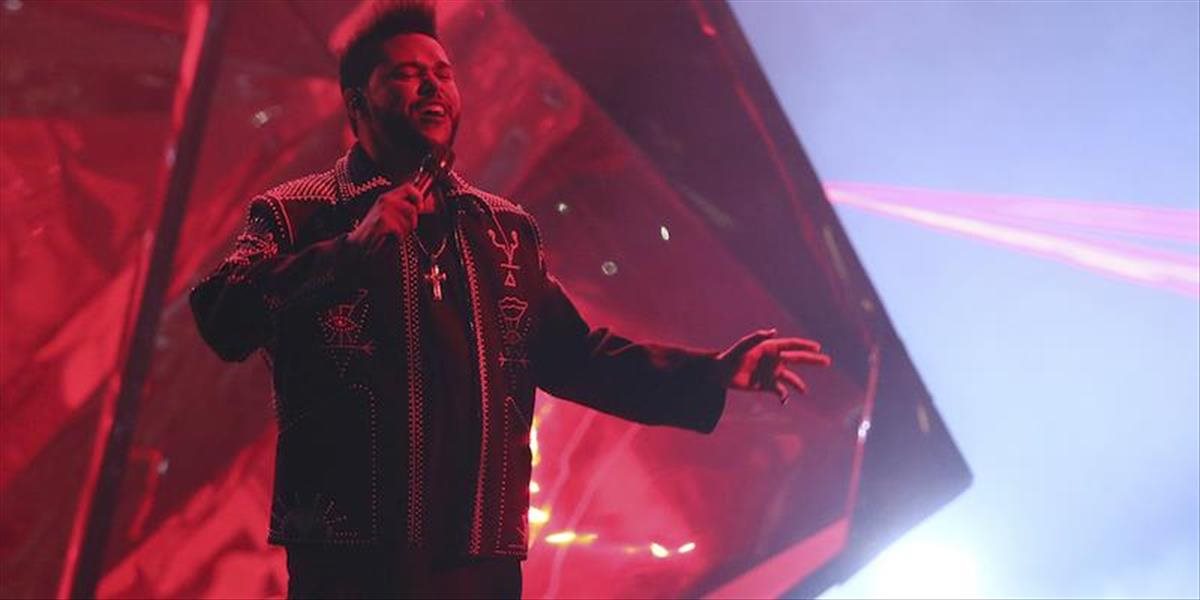 Spevák The Weeknd: Drogy mi pomáhali tvoriť