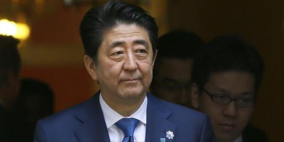 Premiér Abe navštívi Pearl Harbor, ale za japonský útok naň sa neospravedlní