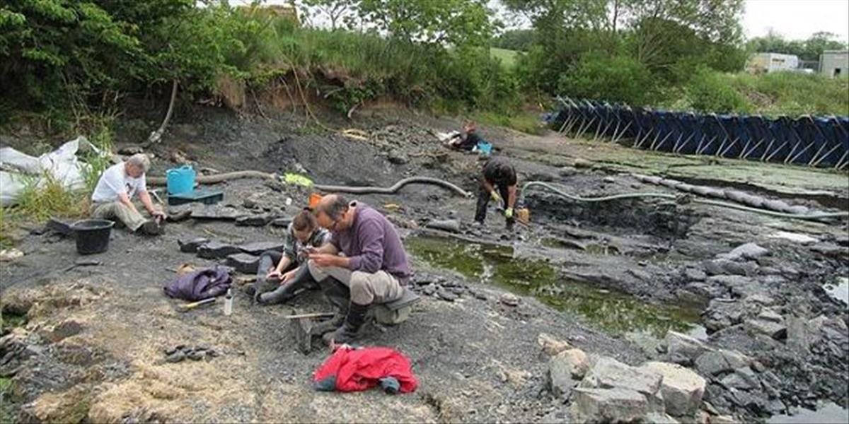 FOTO Vedci objavili fosílie najstarších suchozemských štvornožcov