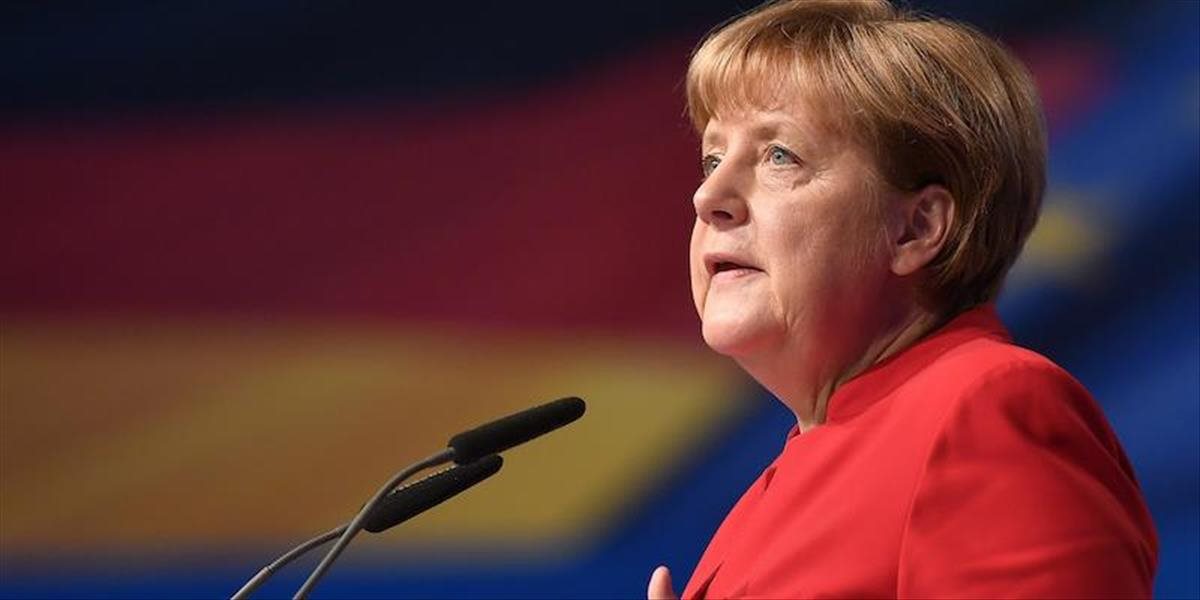 Merkelová vyzvala na radikálny krok: Utečencom sa nebude páčiť