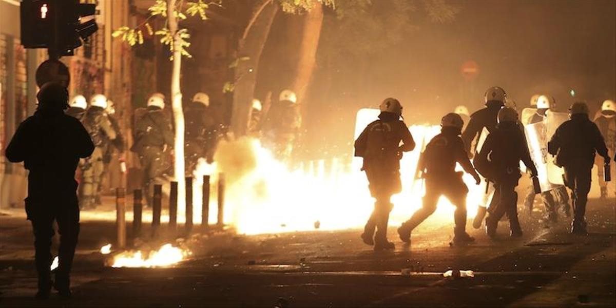 FOTO V centre Atén vypukli nepokoje