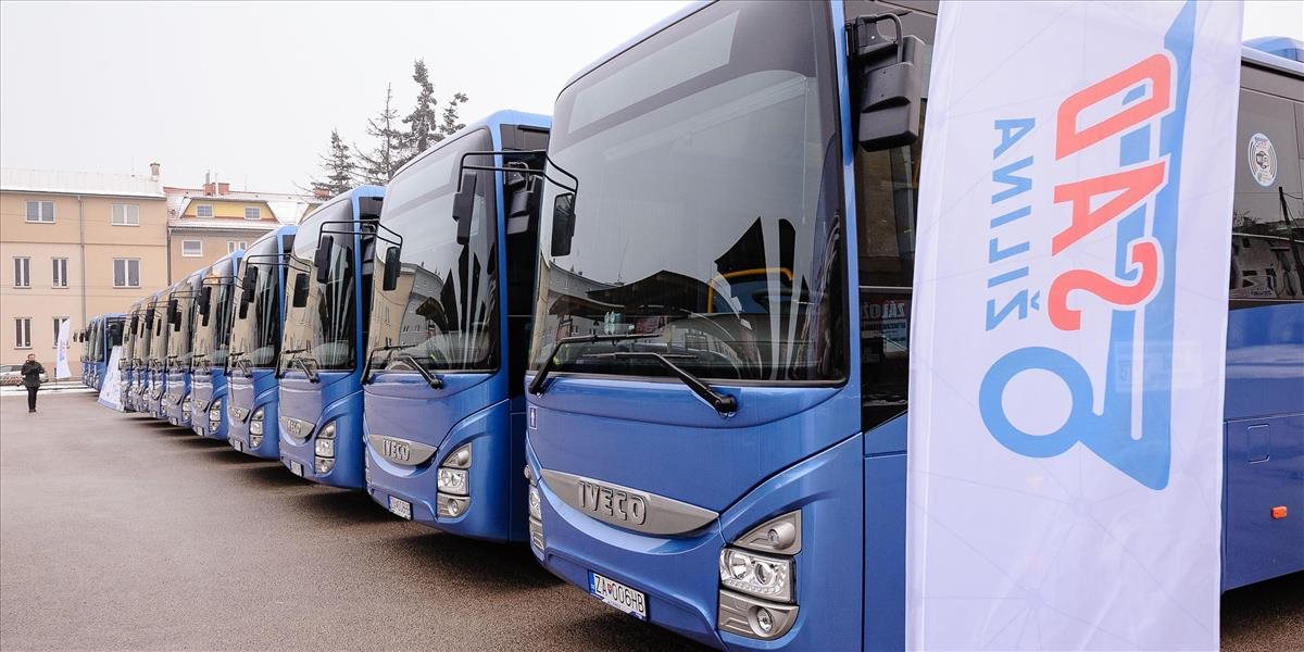 FOTO Spoločnosť SAD Žilina vyslala na cesty dvadsať nových autobusov