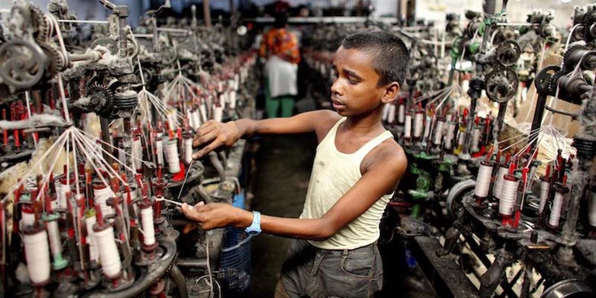 Tisíce detí pracujú v Bangladéši 64 hodín týždenne