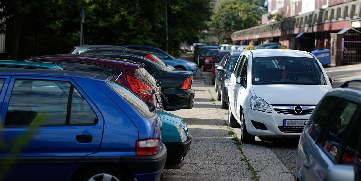 Bratislava bude mať jednotnú parkovaciu politiku: Rezidenti budú platiť