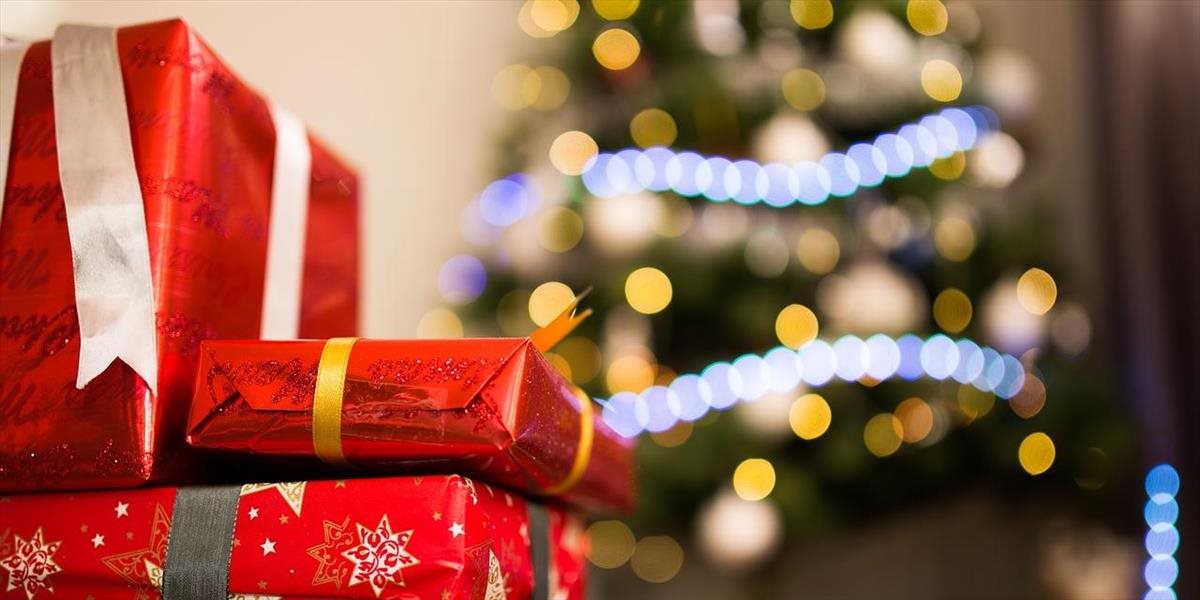 Slováci si požičiavajú aj na vianočné darčeky
