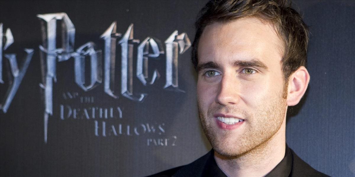 Matthew Lewis sa zasnúbil