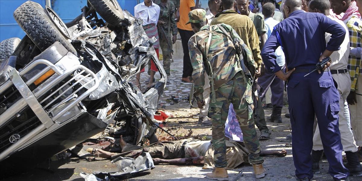 Islamistické milície aš-Šabáb sa priznal k atentátu v Mogadiše