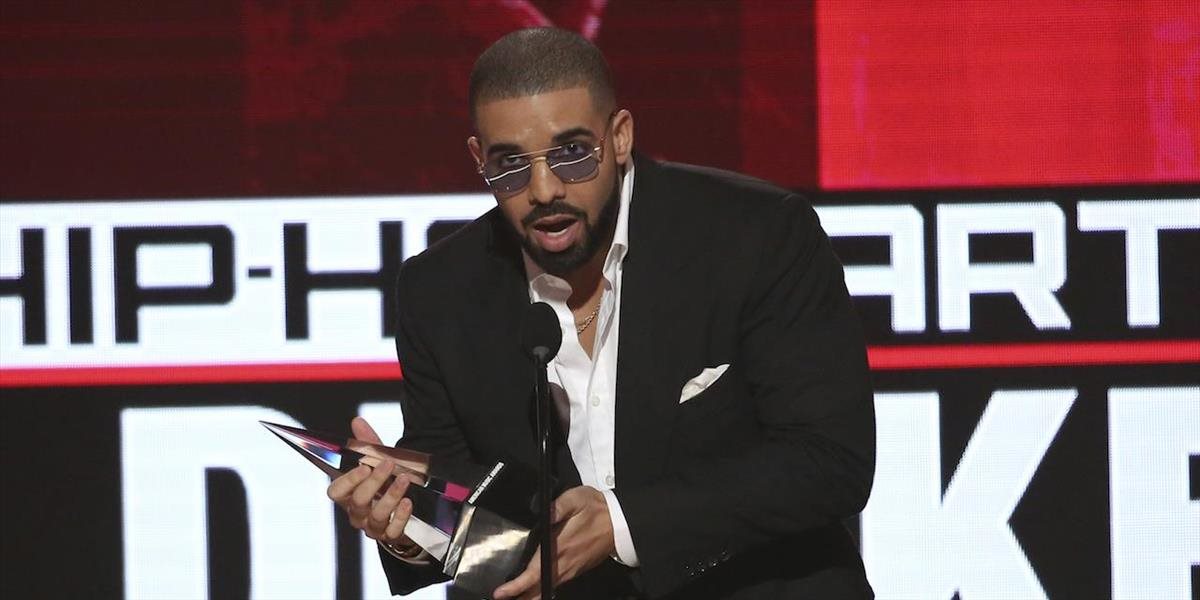 Drake vydá kompiláciu More Life na budúci rok