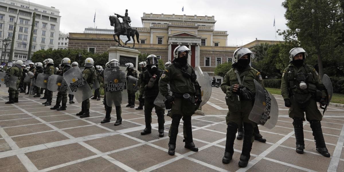Atény: Pred ministerstvom práce zneškodnili výbušninu