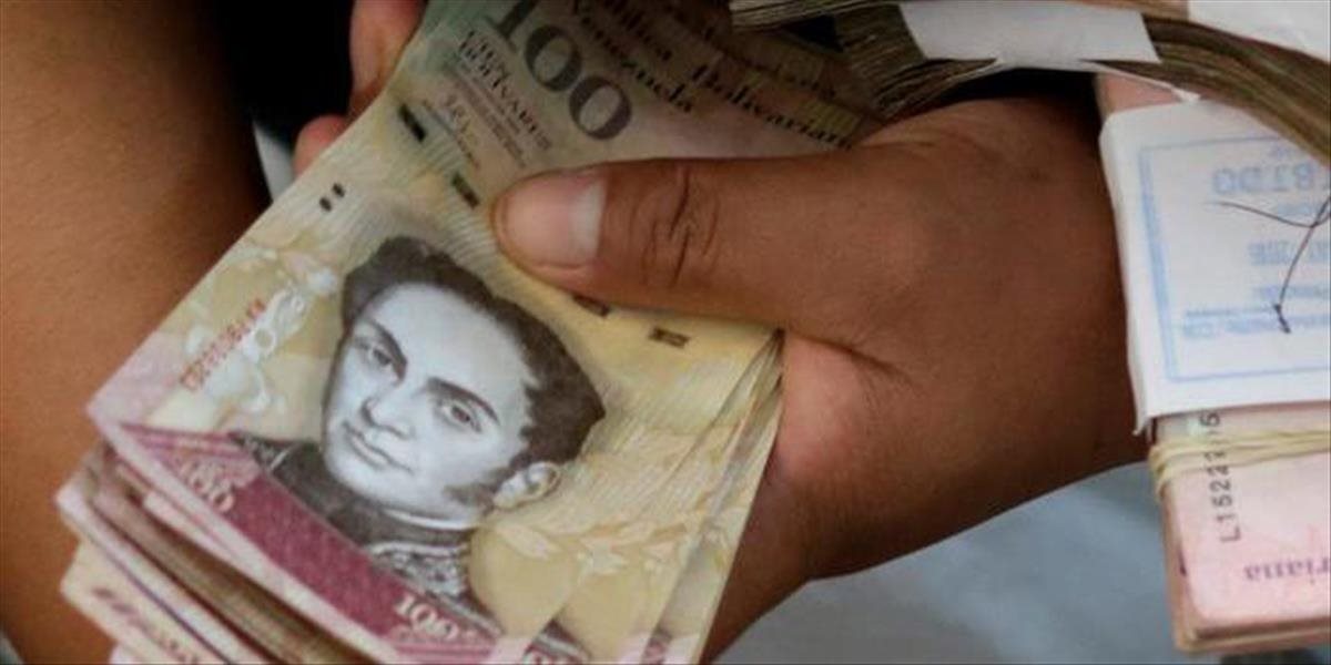 Venezuelská vláda sa rozhodla stiahnuť z obehu 100-bolívarové bankovky